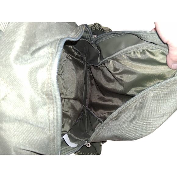 NWT Outdoor Products Quest 29 Ltr Unisex Green Backpack for travel school hikes - Picture 3 of 6